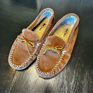 Minnietonka Size 10 Dark Brown House Shoe Slipper